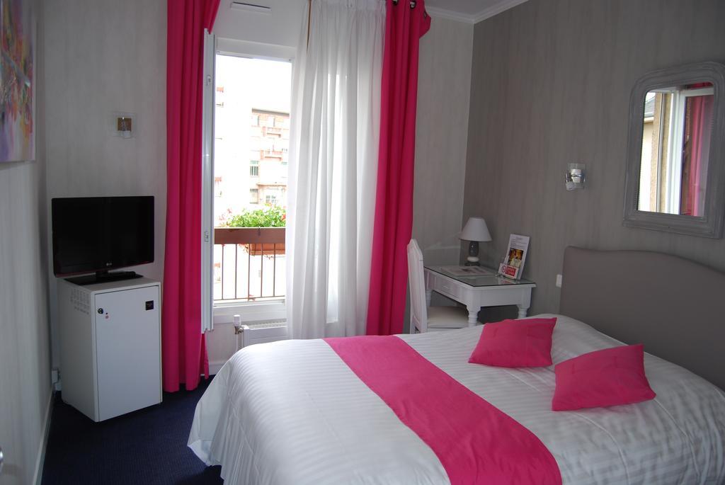 Hotel Biney Rodez Bagian luar foto