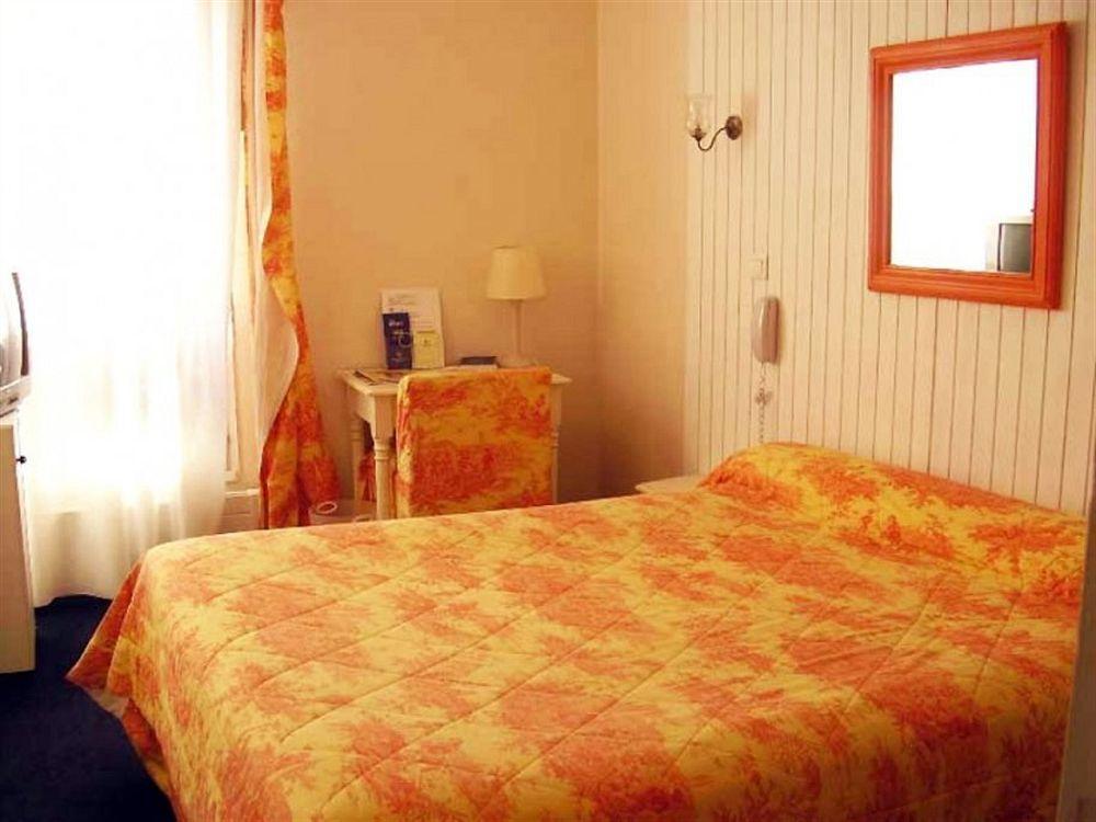 Hotel Biney Rodez Bagian luar foto